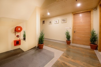 naturevilas sarovar premiere manali