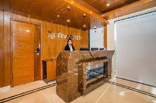 Capital O 33450 Hotel La Prosperite,81, Bda 80Ft Road,Off Bannerghatta Road,Btm 6Th St,3 star