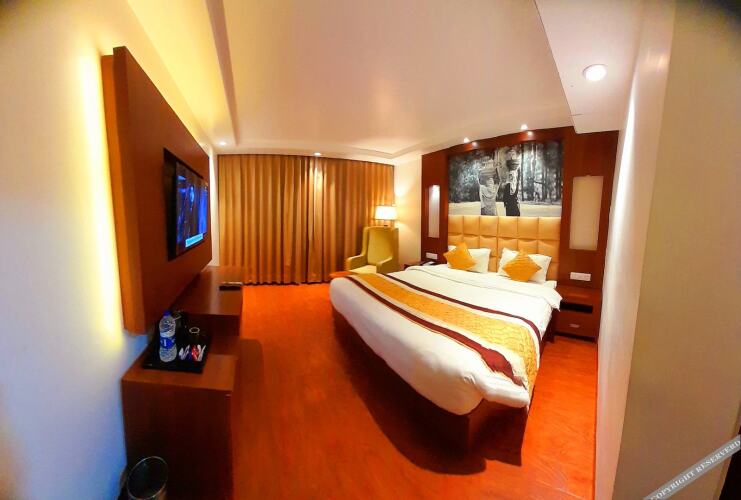 the royal savoy kashmir