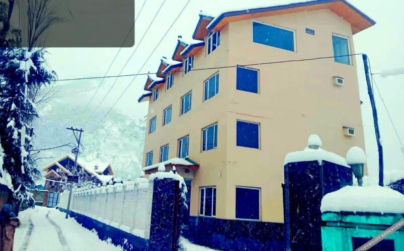 the royal savoy kashmir