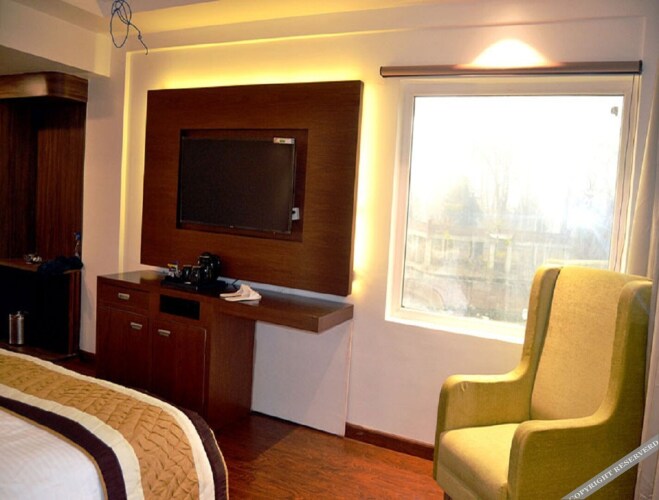 the royal savoy kashmir