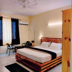 hotel corbett regency