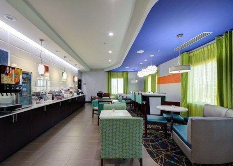 comfort inn and suites tulsa i 44 west rt 66