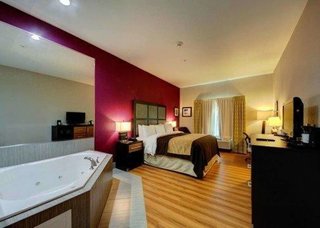 comfort inn and suites tulsa i 44 west rt 66