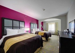 comfort inn and suites tulsa i 44 west rt 66