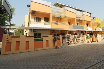 hotel smart room by shree vatika