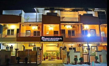 hotel smart room by shree vatika