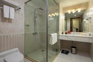 sq hang gai hotel and spa