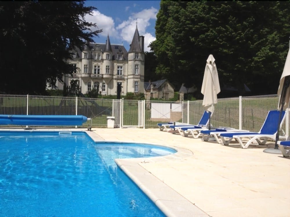 chateau de vallagon
