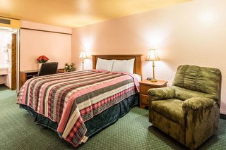 83 Motel,Lincoln County>>Lincoln,3 star