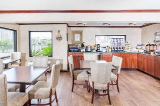 days inn by wyndham destin