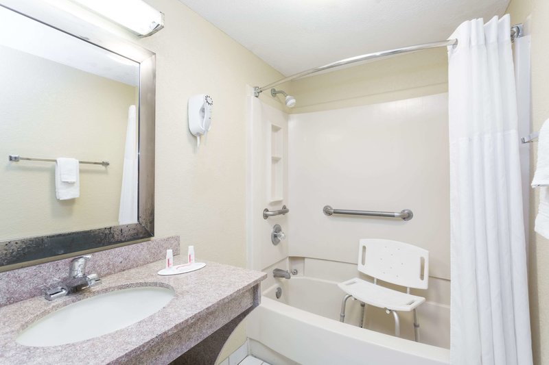 days inn by wyndham destin