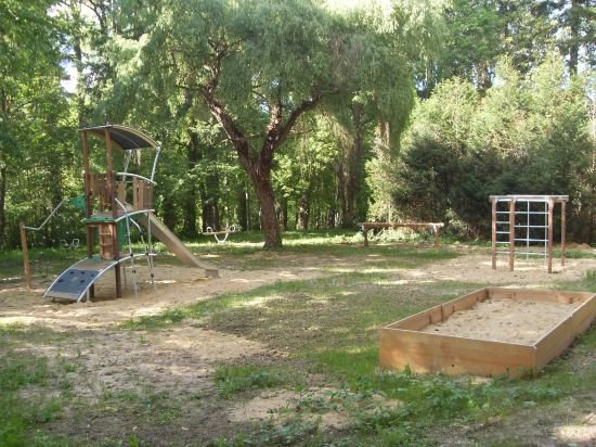 Chateau De Beguin,Bannegon>>Allier,3 star