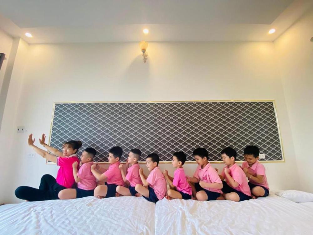 window homestay