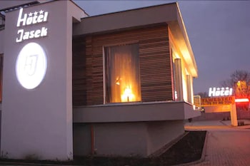 jasek premium hotel wroc aw