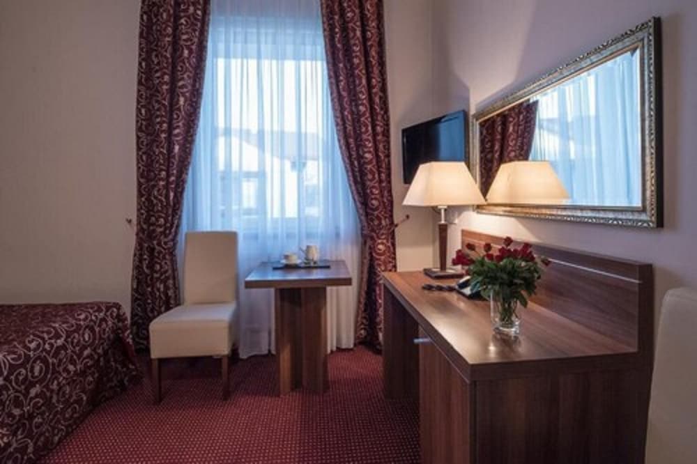 jasek premium hotel wroc aw