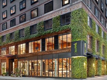 1 hotel central park