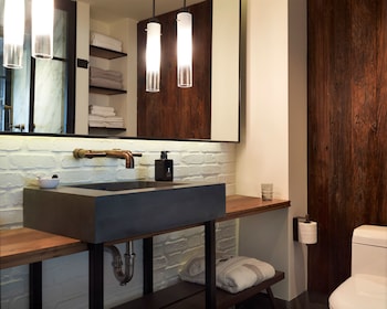 1 hotel central park