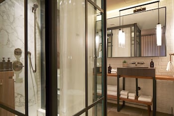 1 hotel central park