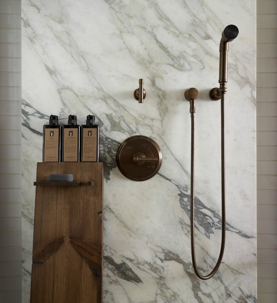 1 hotel central park