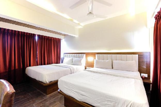 hotel ratna mahal