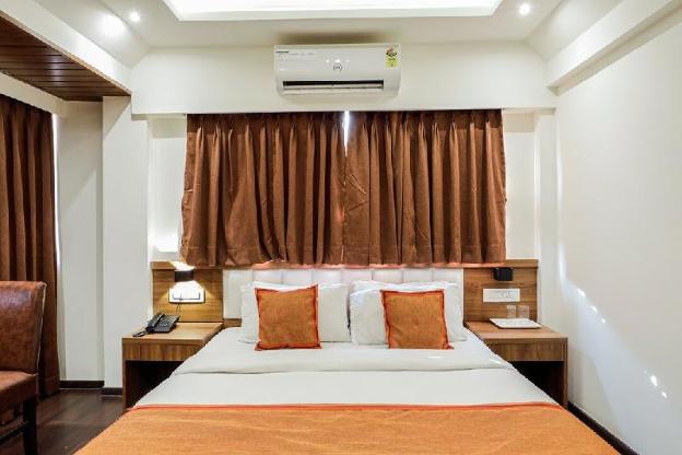 hotel ratna mahal