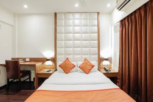 hotel ratna mahal