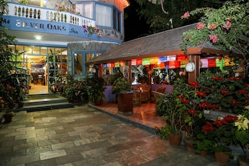 the silver oaks inn