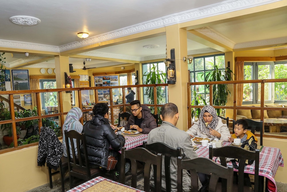 the silver oaks inn