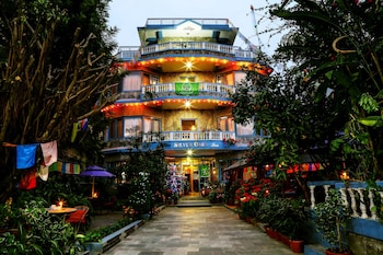 The Silver Oaks Inn,Pokhara>>Gandaki,3 star