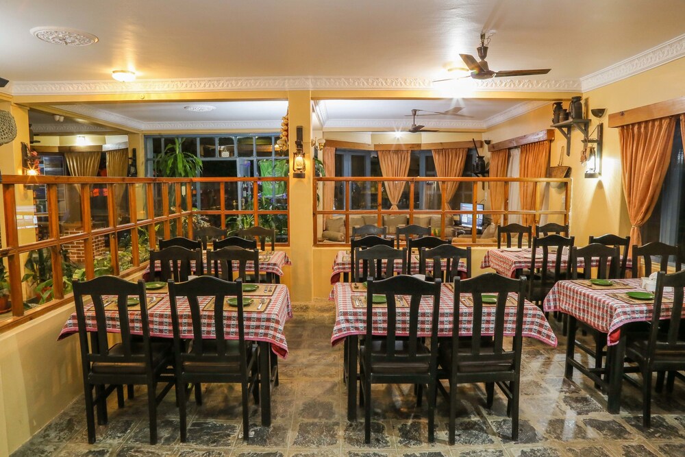the silver oaks inn