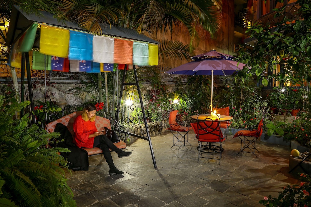 the silver oaks inn
