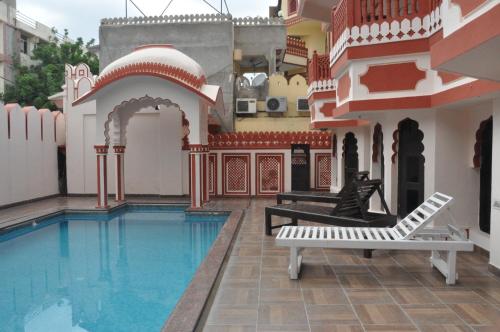 hotel sajjan niwas