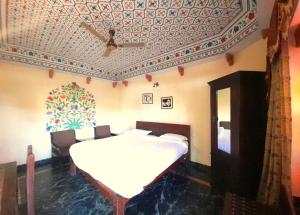 Hotel Sajjan Niwas,Rajasthan>>Jaipur,3 star
