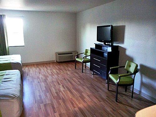 studio 6 orange tx