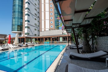 city live hotel