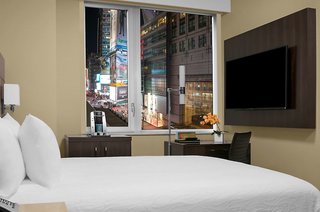 hilton garden inn new york times square central