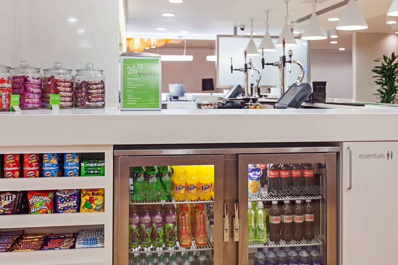 hampton by hilton london gatwick airport