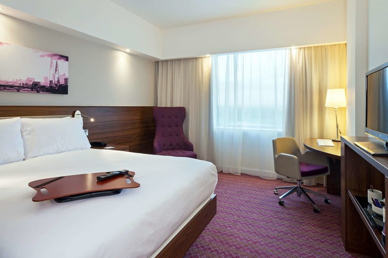 hampton by hilton london gatwick airport