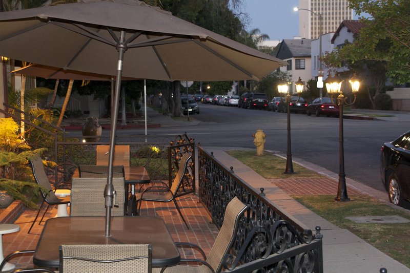 wilshire crest hotel los angeles