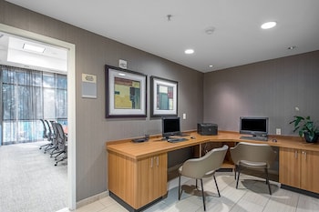 Springhill Suites By Marriott Tampa North/I 75 Tampa Palms,Tampa>>Pebble Creek,3 star