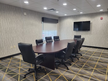 Holiday Inn Hotel & Suites Ann Arbor Univ. Michigan Area,Washtenaw County>>Ann Arbor,3 star