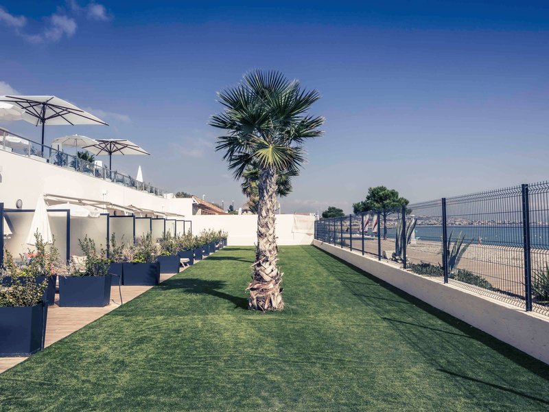 mercure villeneuve loubet plage