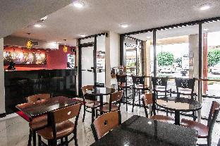 econo lodge inn and suites