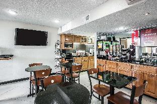 econo lodge inn and suites