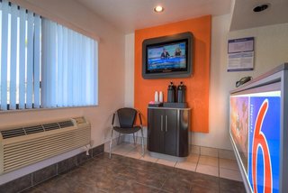 Motel 6 San Ysidro, Ca - San Diego - Border,San Diego>>Imperial Beach,2 star