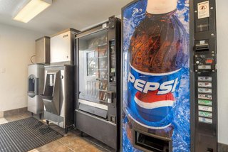 Motel 6 San Ysidro, Ca - San Diego - Border,San Diego>>Imperial Beach,2 star