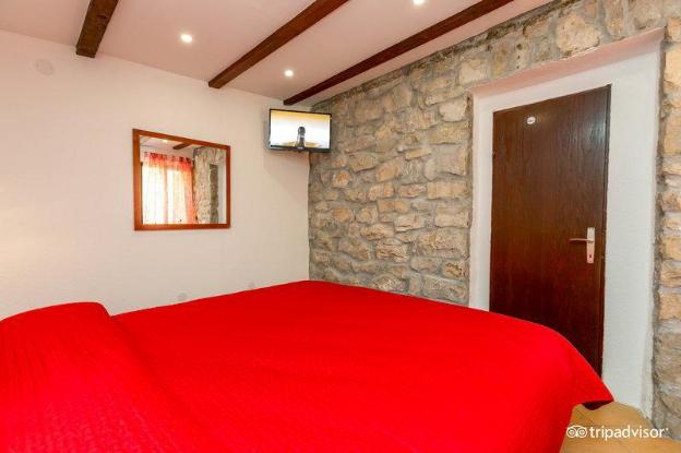 garden apartment hotel