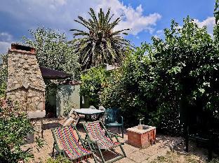 garden apartment hotel