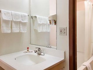 Super 8 By Wyndham Colo. Sprs. Garden Of The Gods,Northeast Colorado Springs>>Colorado Springs,2 star
